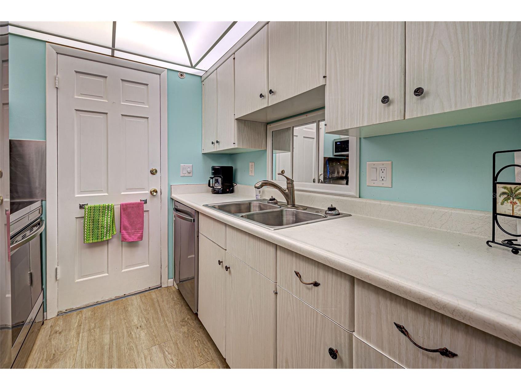 200 The Esplanade N #B19 Venice FL 34285 N6139592 image17