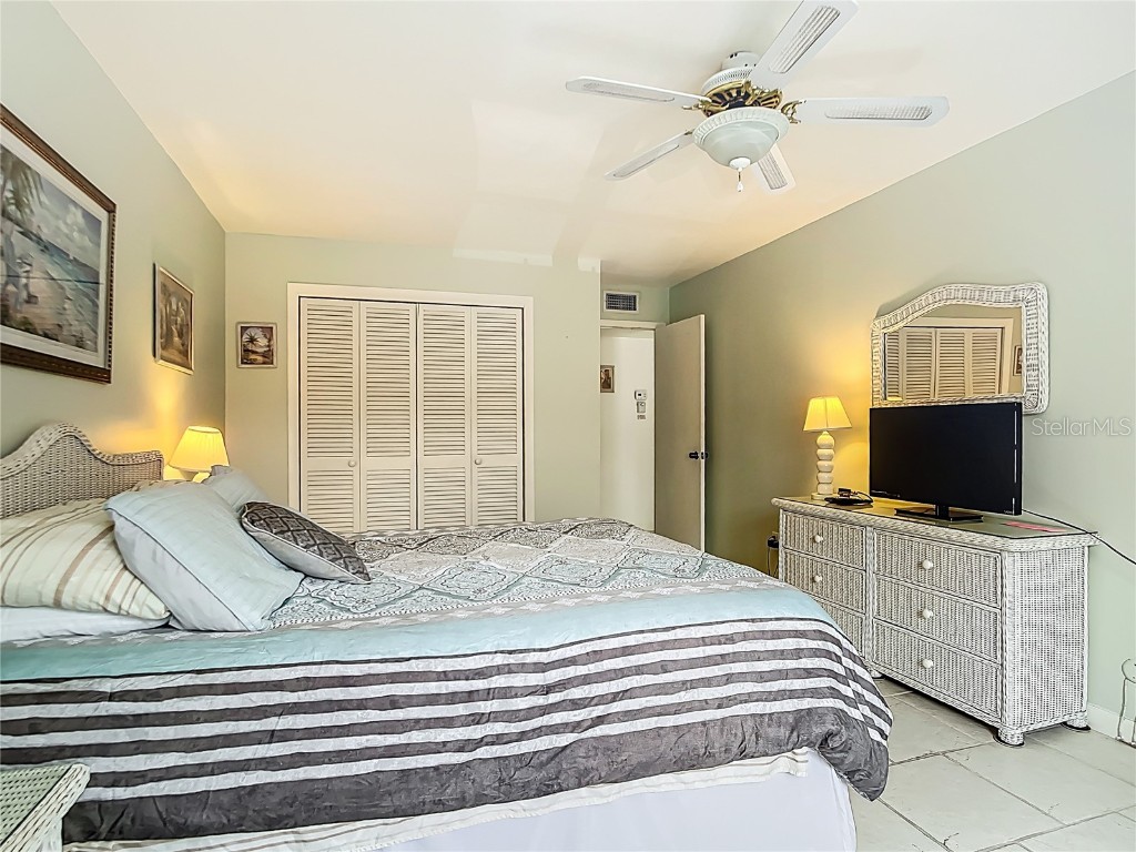 200 The Esplanade N #B22 Venice FL 34285 - GULF OF MEXICO N6139701 image14