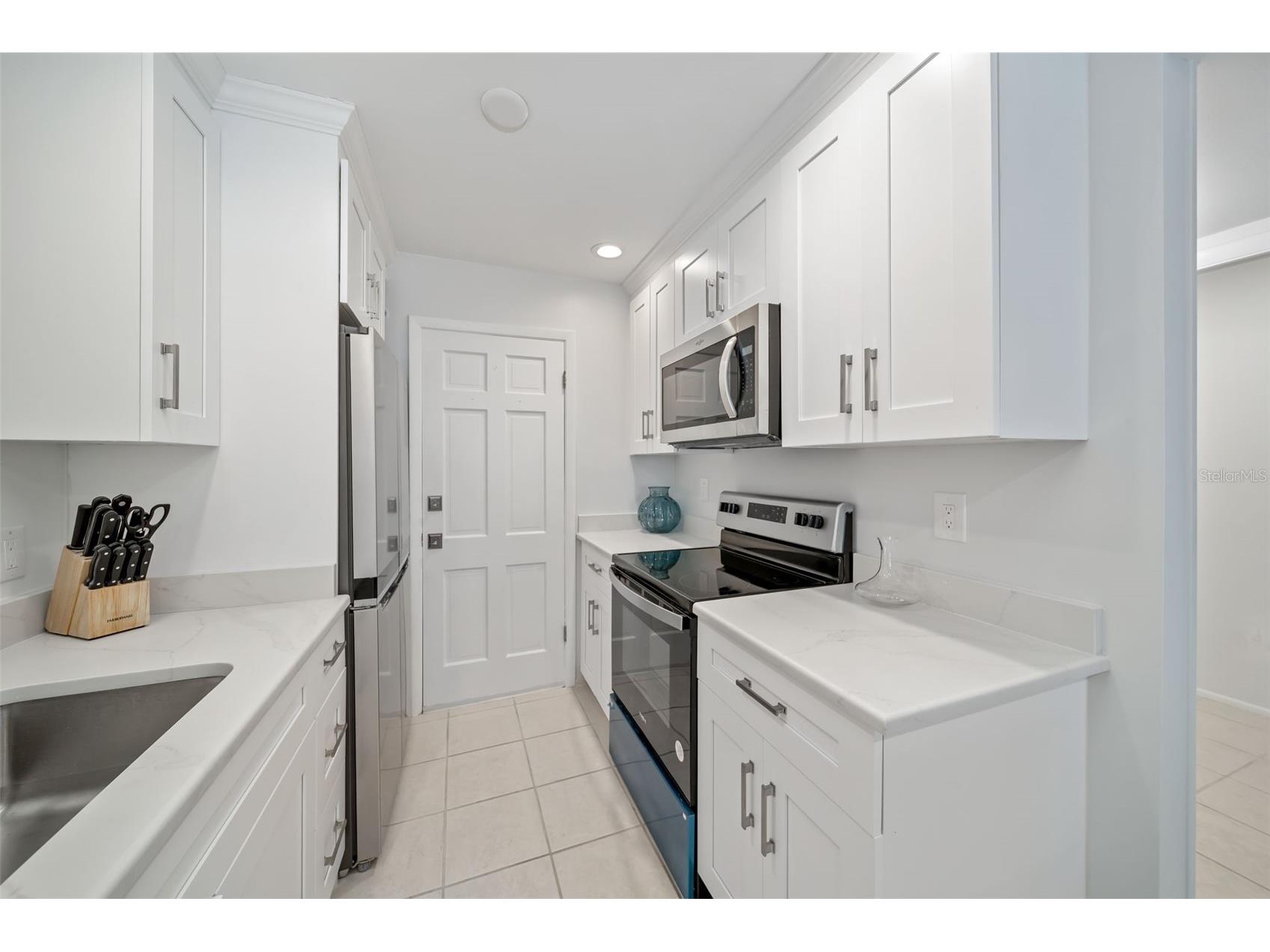 200 The Esplanade N #C14 Venice FL 34285 - GULF A4688839 image7