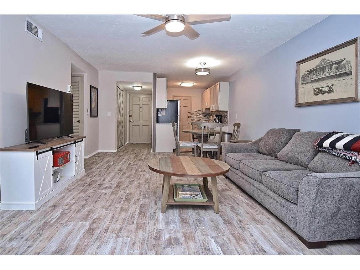 200 The Esplanade N #C19 Venice FL 34285 N6141561 image11