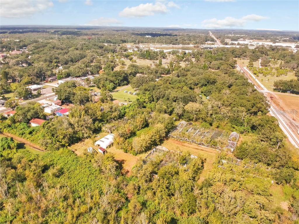 200 W English Street Plant City FL 33563 TB8415785 image5