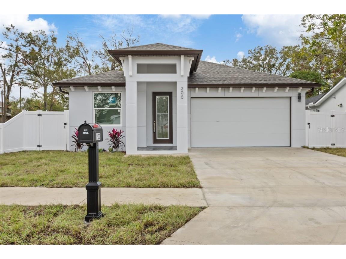 200 W Kirby Street Tampa FL 33604 TB8325901 image1