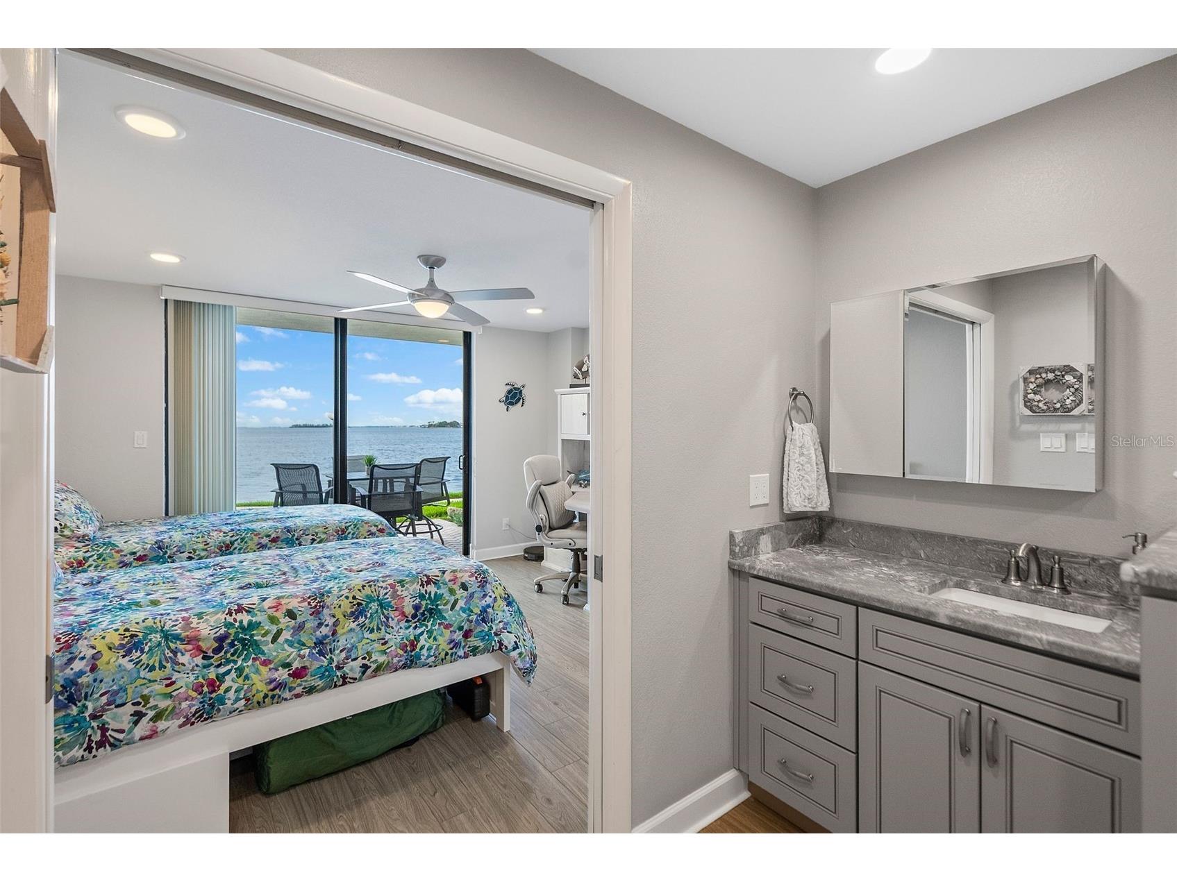 200 Woodette Drive #TR-B (102W) Dunedin FL 34698 - SAINT JOSEPH SOUND U8214853 image25