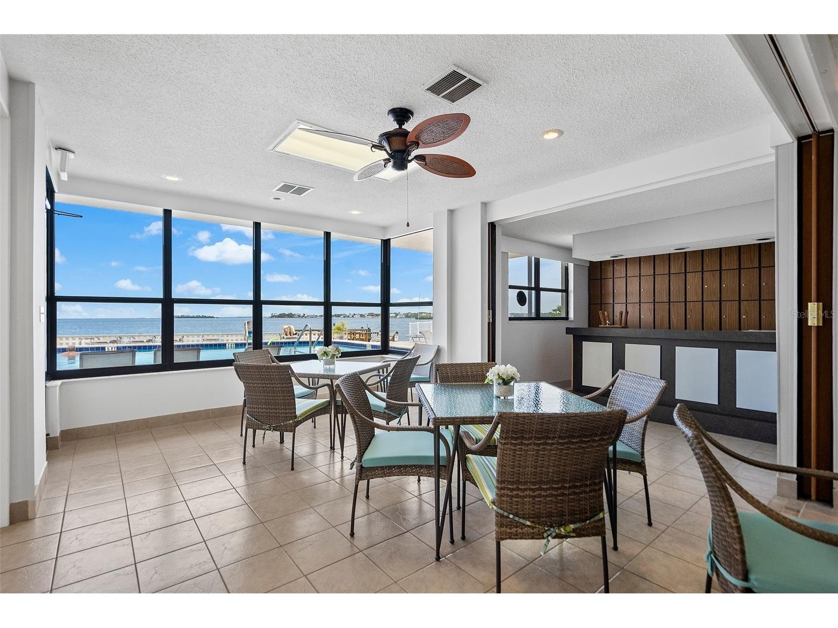 200 Woodette Drive #TR-B (102W) Dunedin FL 34698 - SAINT JOSEPH SOUND U8214853 image40