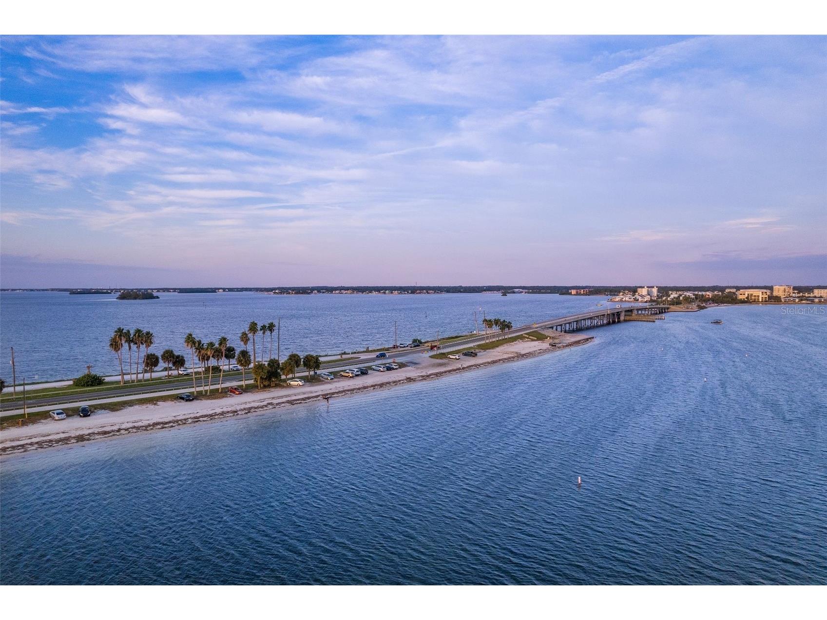 200 Woodette Drive #TR-B (102W) Dunedin FL 34698 - SAINT JOSEPH SOUND U8214853 image71