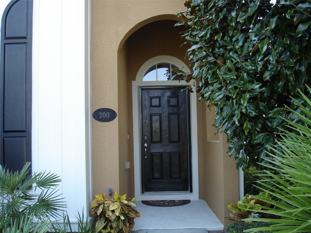 200 Woodhouse Lane Deland FL 32724 V4933264 image1