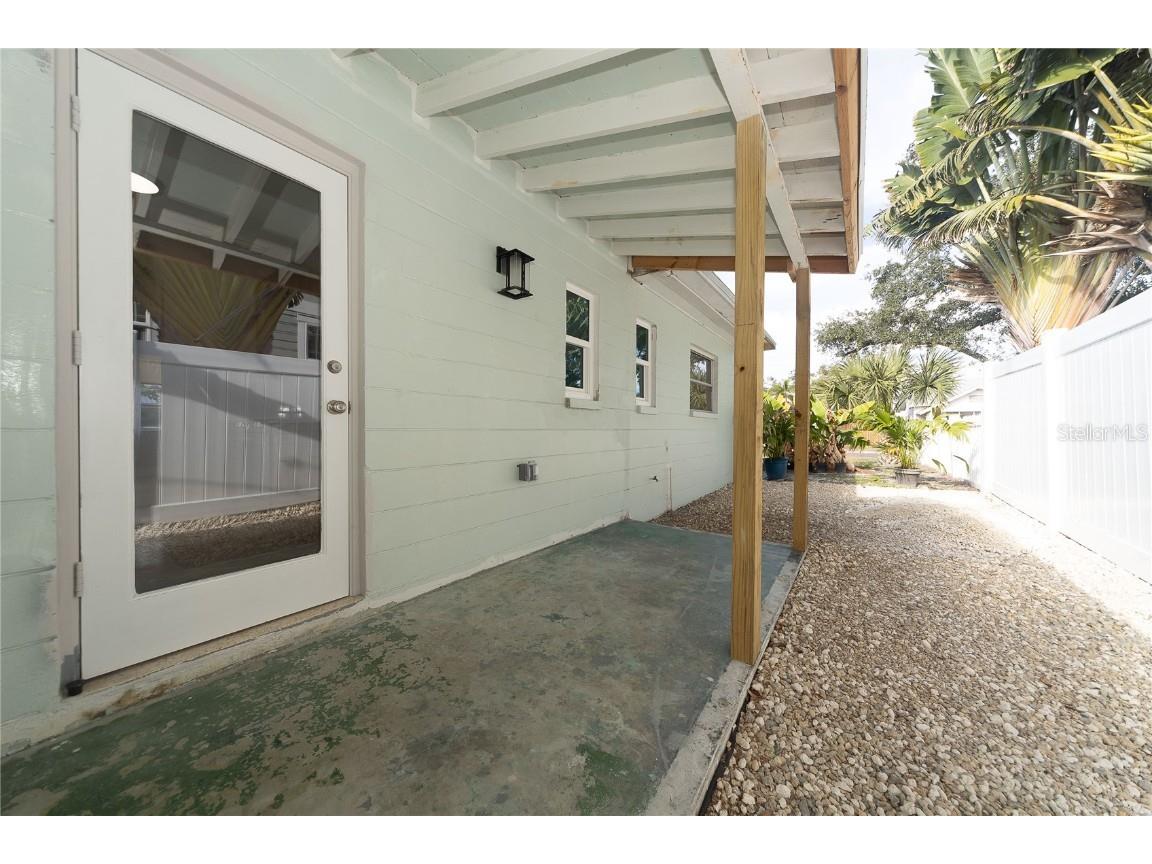 2000 1st Street SE Saint Petersburg FL 33705 TB8457271 image14
