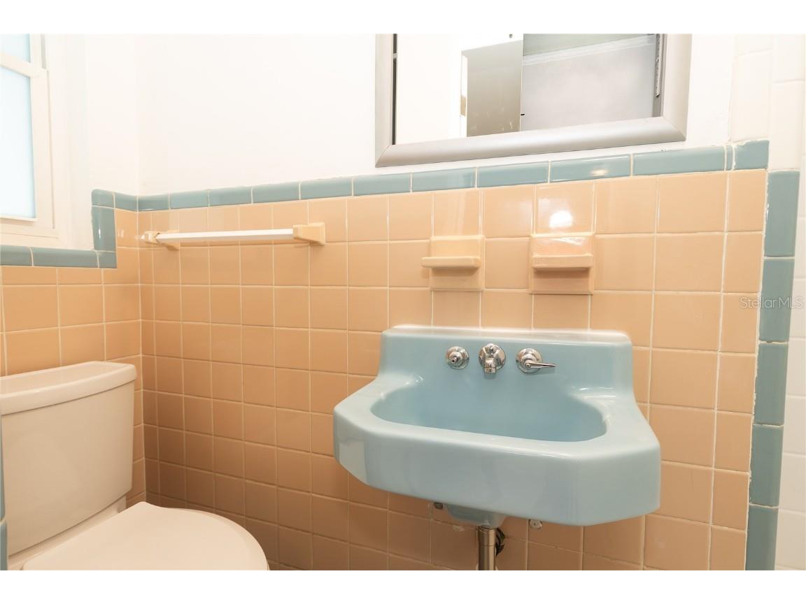 2000 1st Street SE Saint Petersburg FL 33705 TB8457271 image15