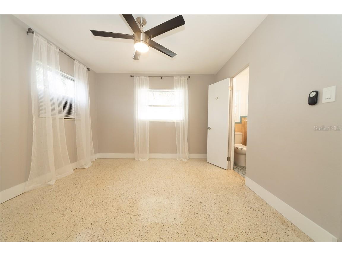 2000 1st Street SE Saint Petersburg FL 33705 TB8457271 image25