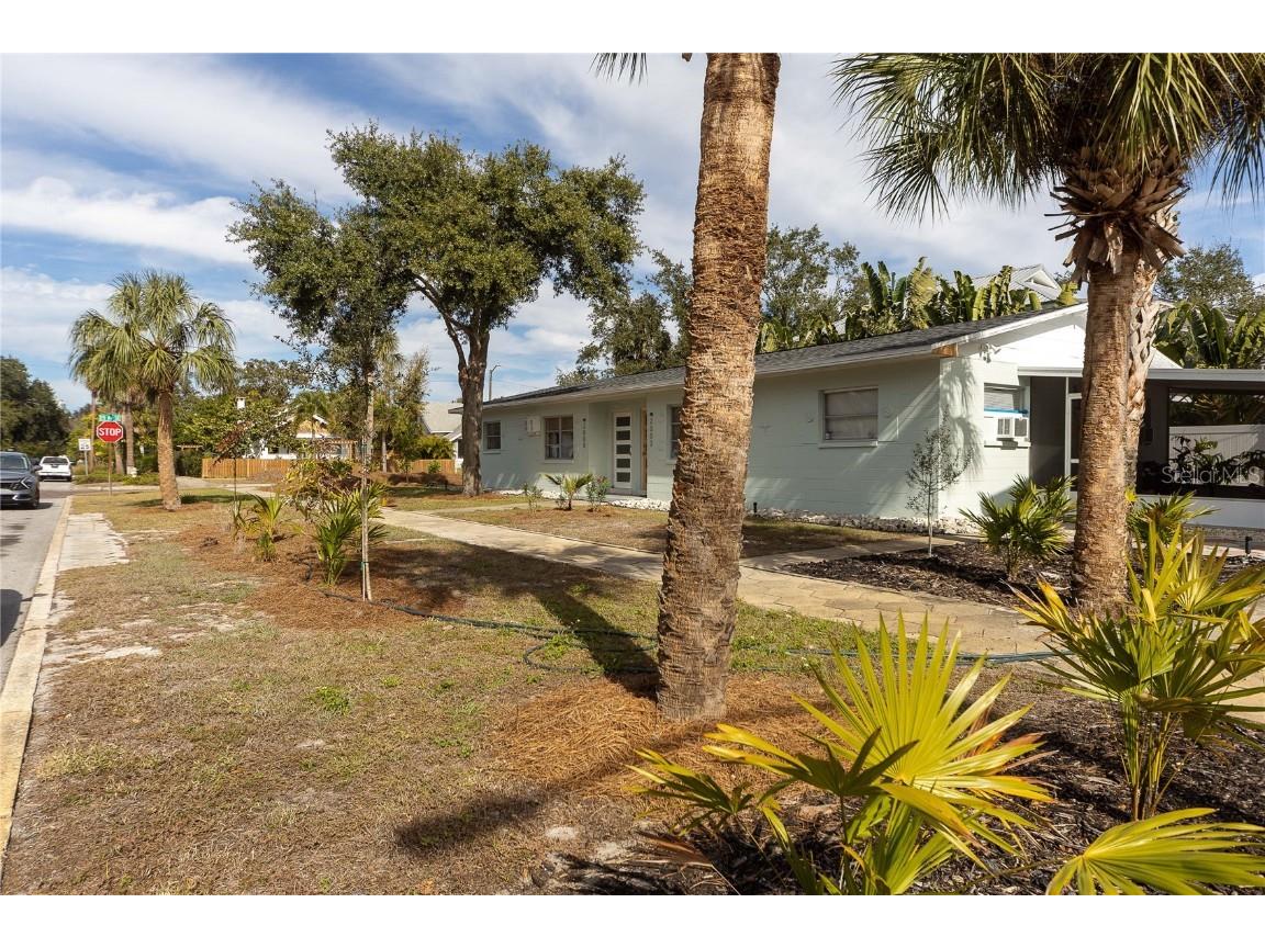 2000 1st Street SE Saint Petersburg FL 33705 TB8457271 image26
