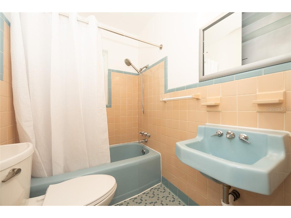 2000 1st Street SE Saint Petersburg FL 33705 TB8457271 image5