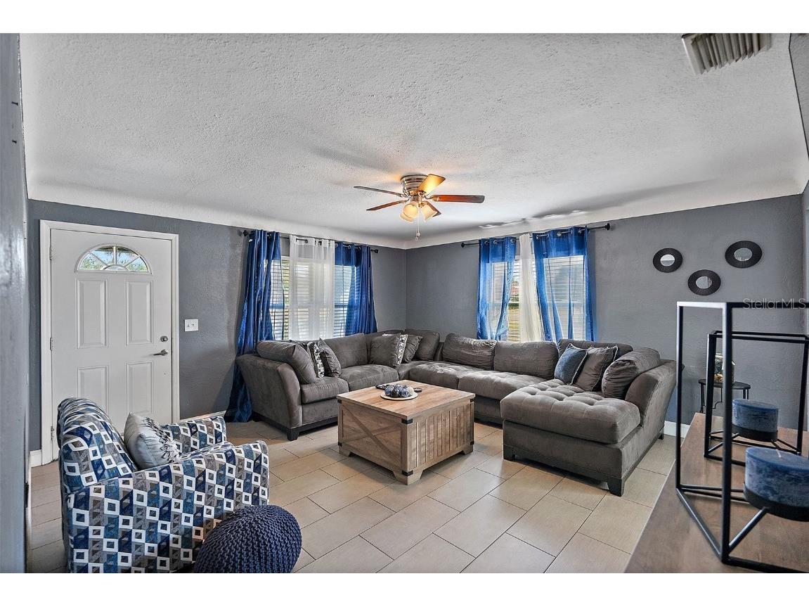 2000 22nd Avenue S Saint Petersburg FL 33712 TB8431125 image2