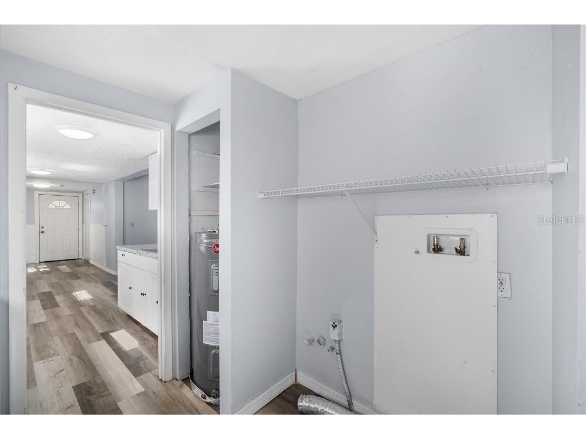 2000 43rd Street S Saint Petersburg FL 33711 TB8445971 image12