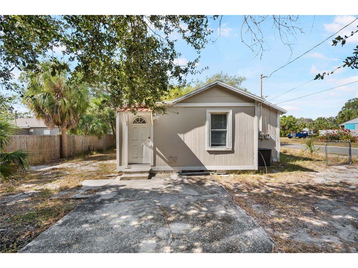 2000 43rd Street S Saint Petersburg FL 33711 TB8445971 image22