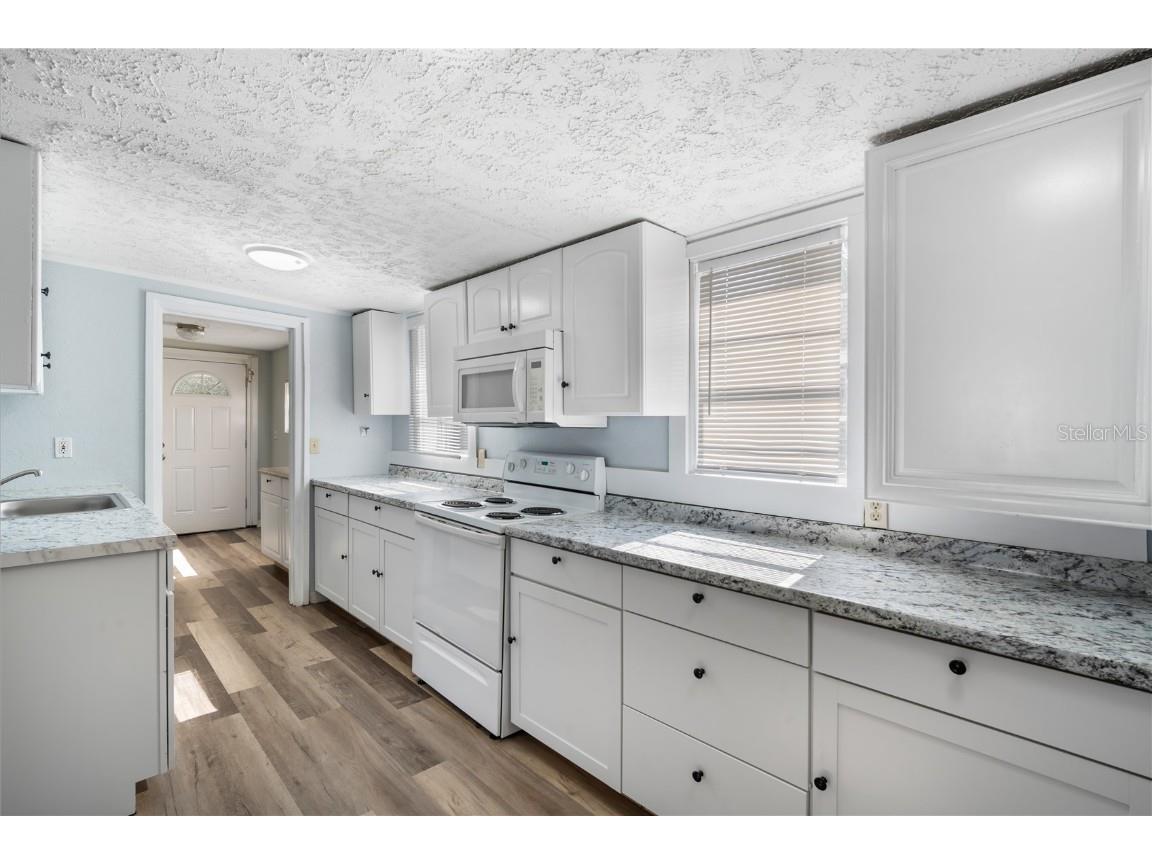 2000 43rd Street S Saint Petersburg FL 33711 TB8445971 image6