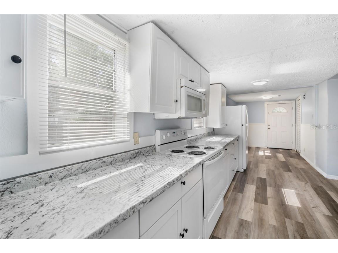 2000 43rd Street S Saint Petersburg FL 33711 TB8445971 image9