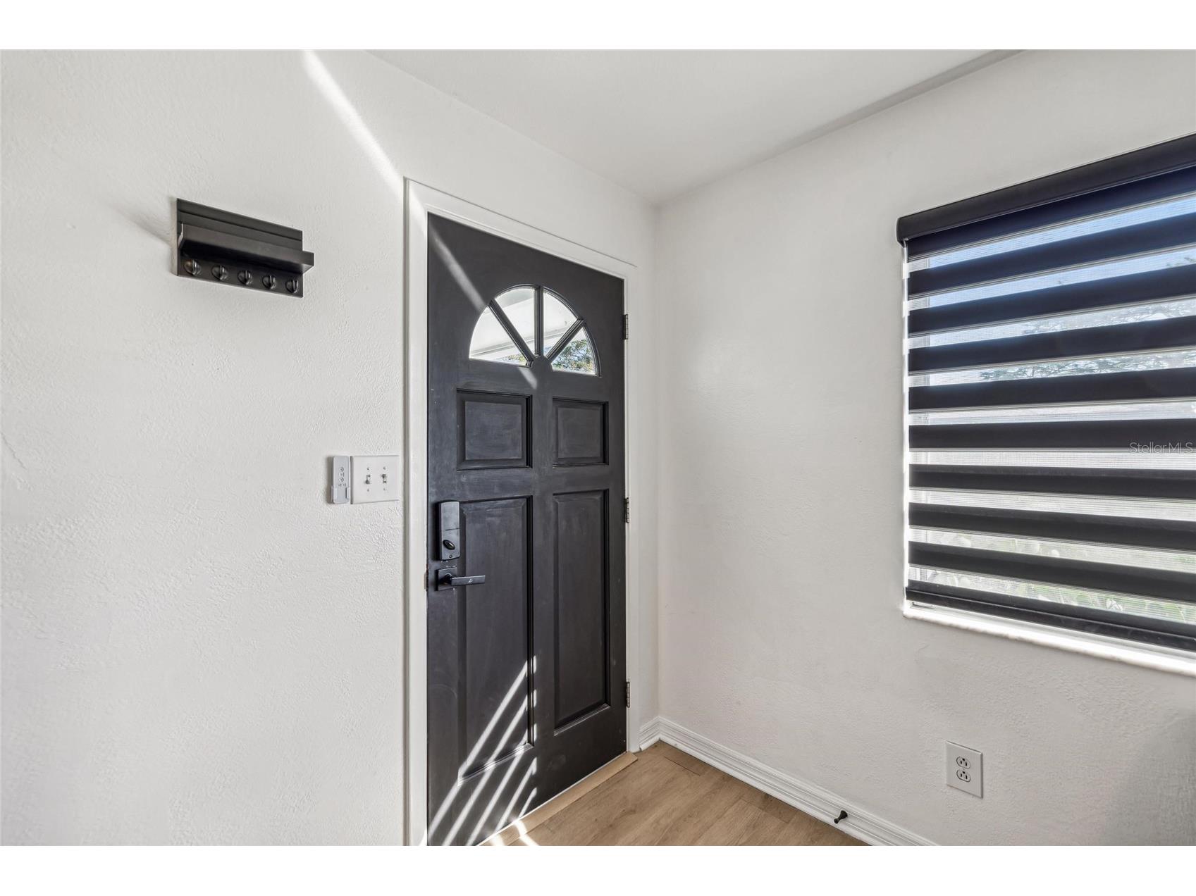 2000 57th Street N Saint Petersburg FL 33710 TB8495802 image3