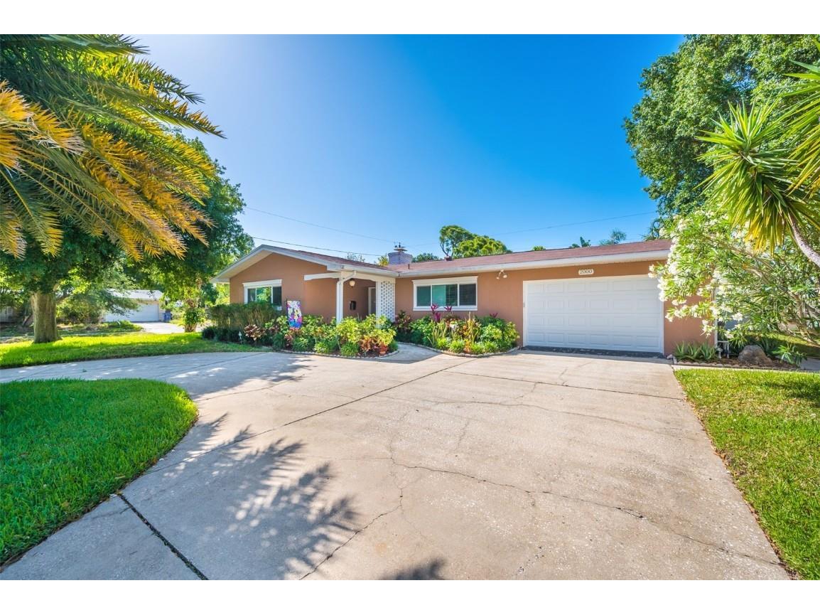 2000 69th Avenue S Saint Petersburg FL 33712 U8159932 image1