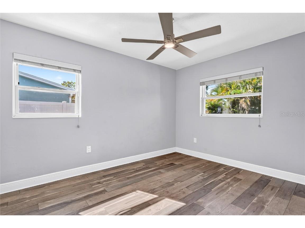 2000 76th Street N Saint Petersburg FL 33710 TB8446113 image12