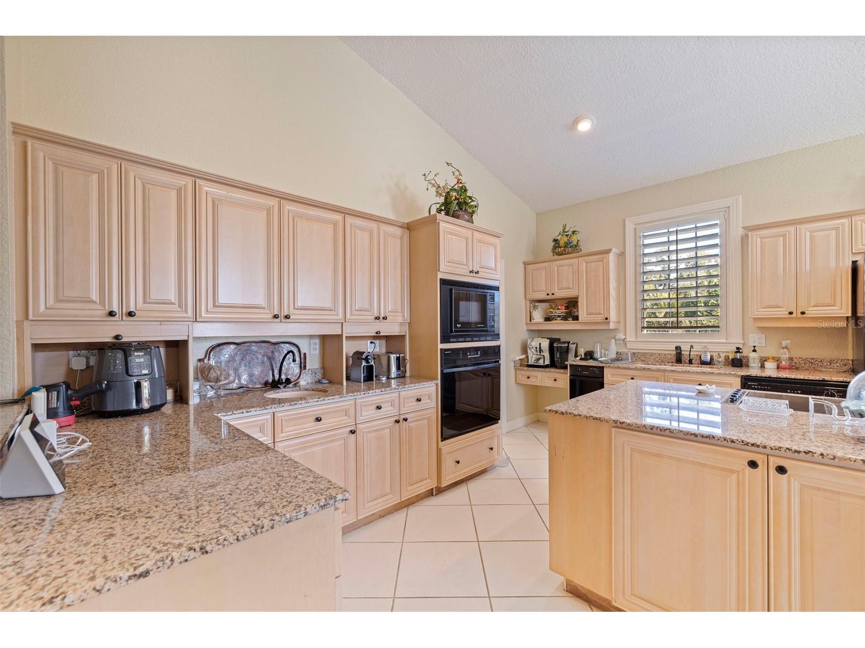 2000 Bayview Drive Tierra Verde FL 33715 TB8444567 image32