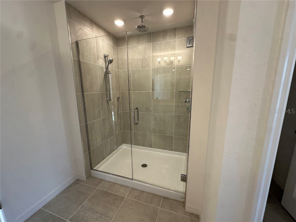 2000 Beevalley Way Deland FL 32724 O6368571 image8