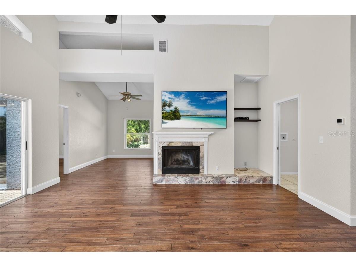 2000 Brent Place Palm Harbor FL 34683 TB8512078 image11