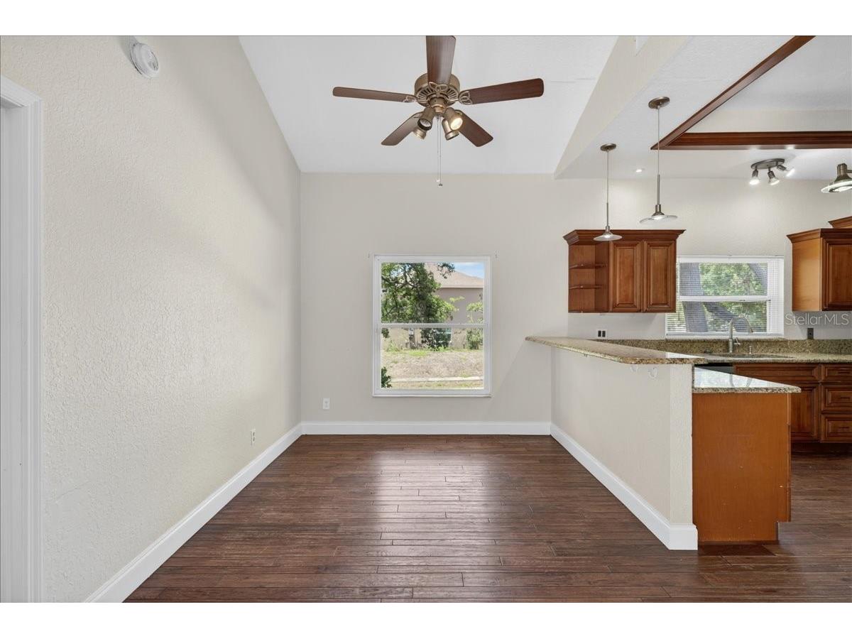 2000 Brent Place Palm Harbor FL 34683 TB8512078 image12