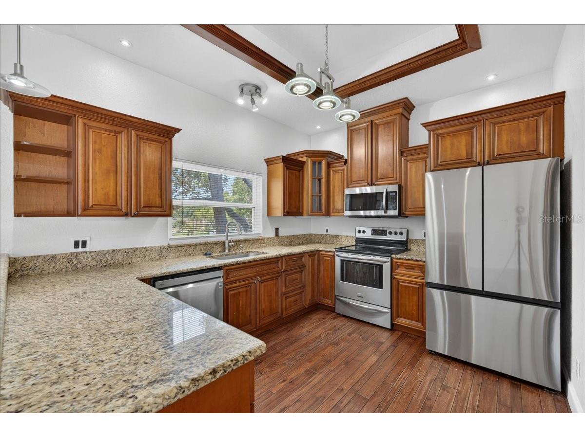 2000 Brent Place Palm Harbor FL 34683 TB8512078 image19