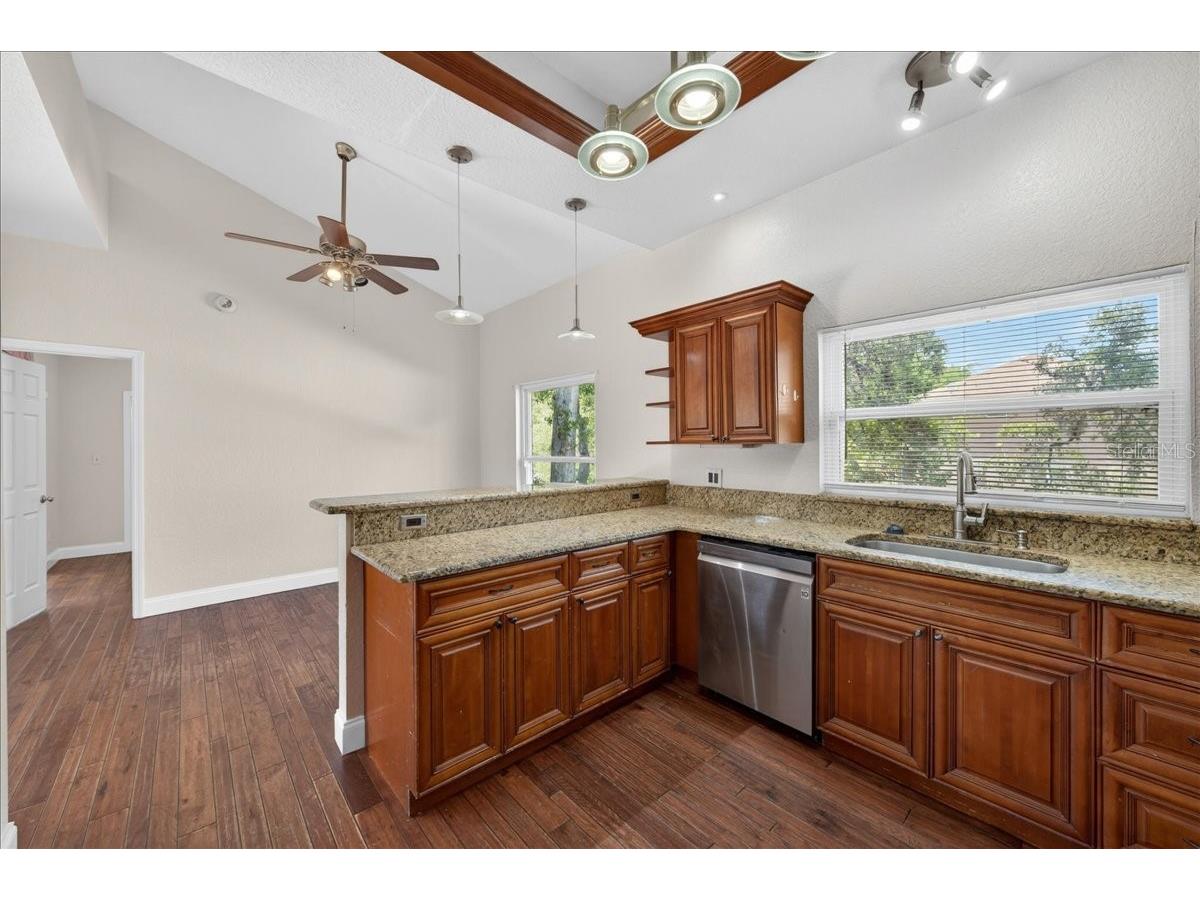 2000 Brent Place Palm Harbor FL 34683 TB8512078 image20