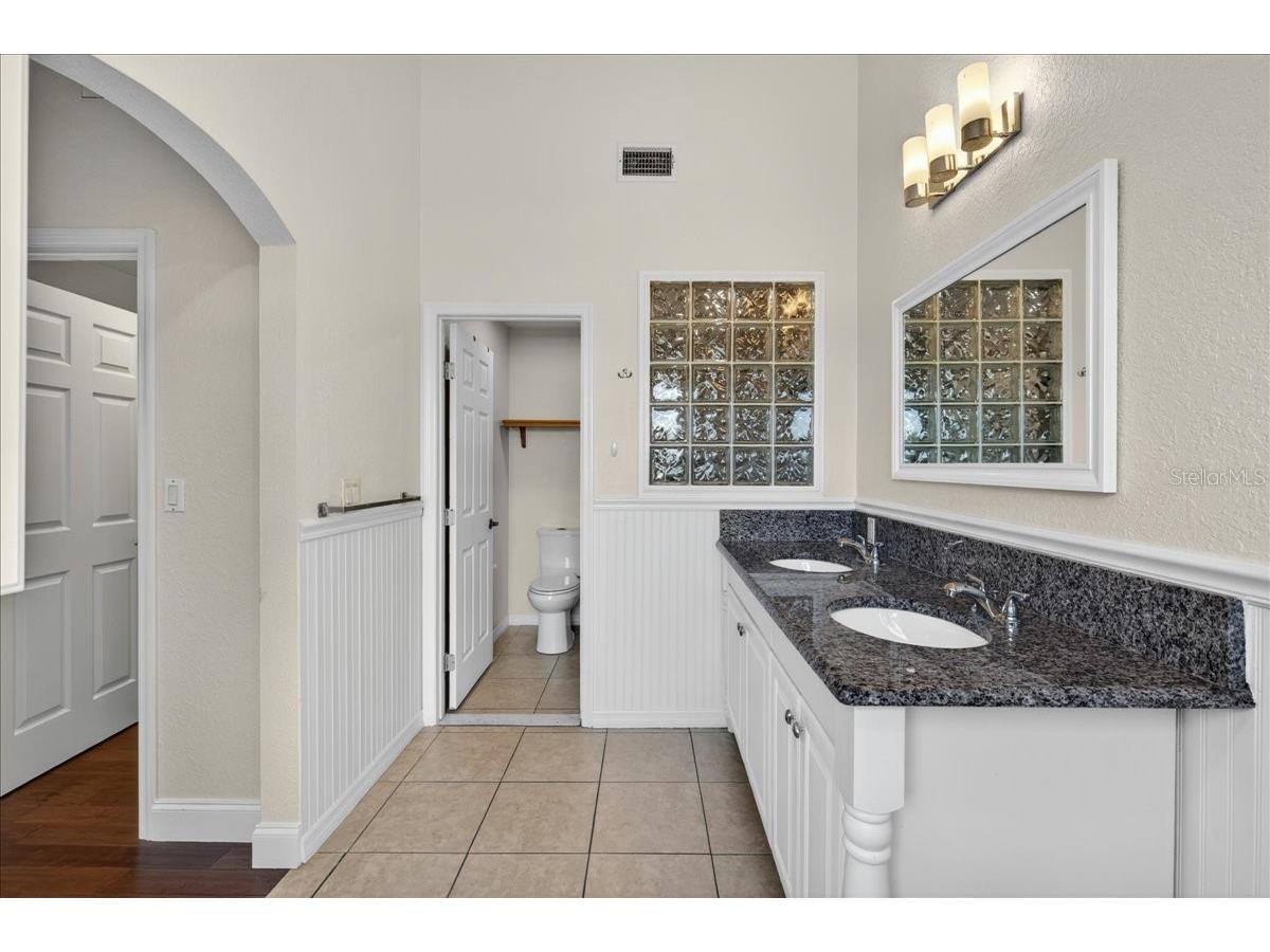 2000 Brent Place Palm Harbor FL 34683 TB8512078 image51