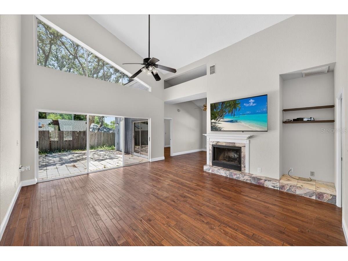 2000 Brent Place Palm Harbor FL 34683 TB8512078 image6