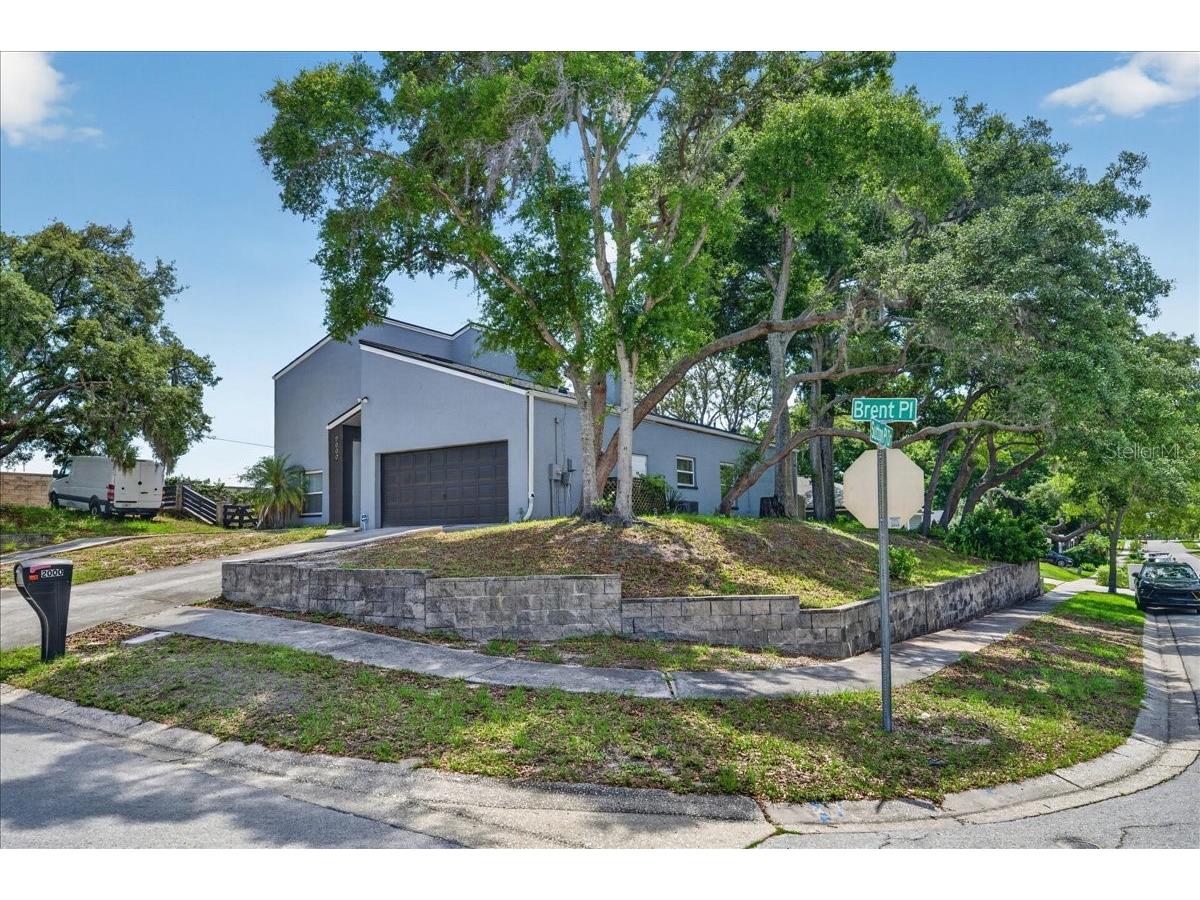 2000 Brent Place Palm Harbor FL 34683 TB8512078 image61