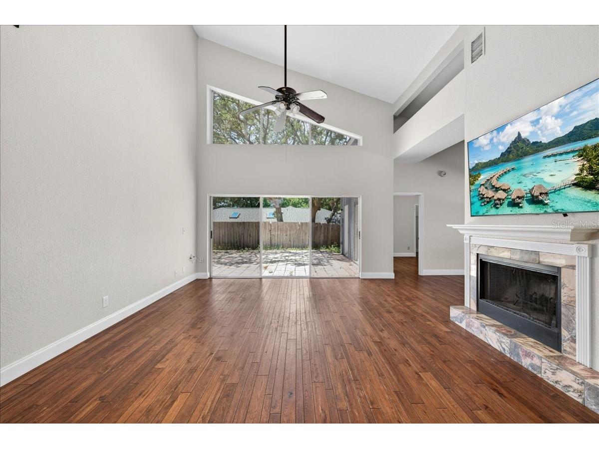2000 Brent Place Palm Harbor FL 34683 TB8512078 image8