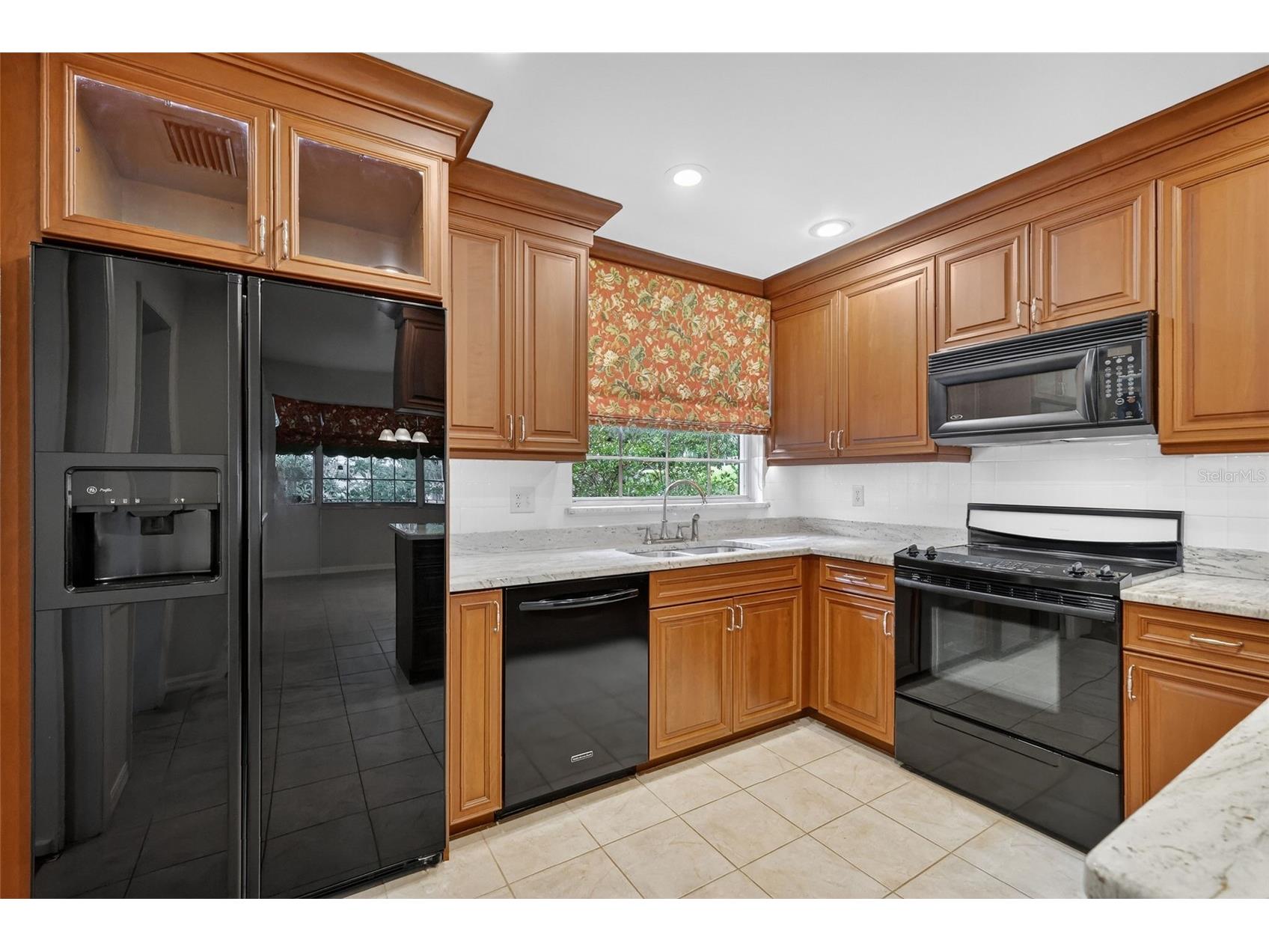 2000 Country Club Drive Eustis FL 32726 - East Crooked Lake G5108406 image10