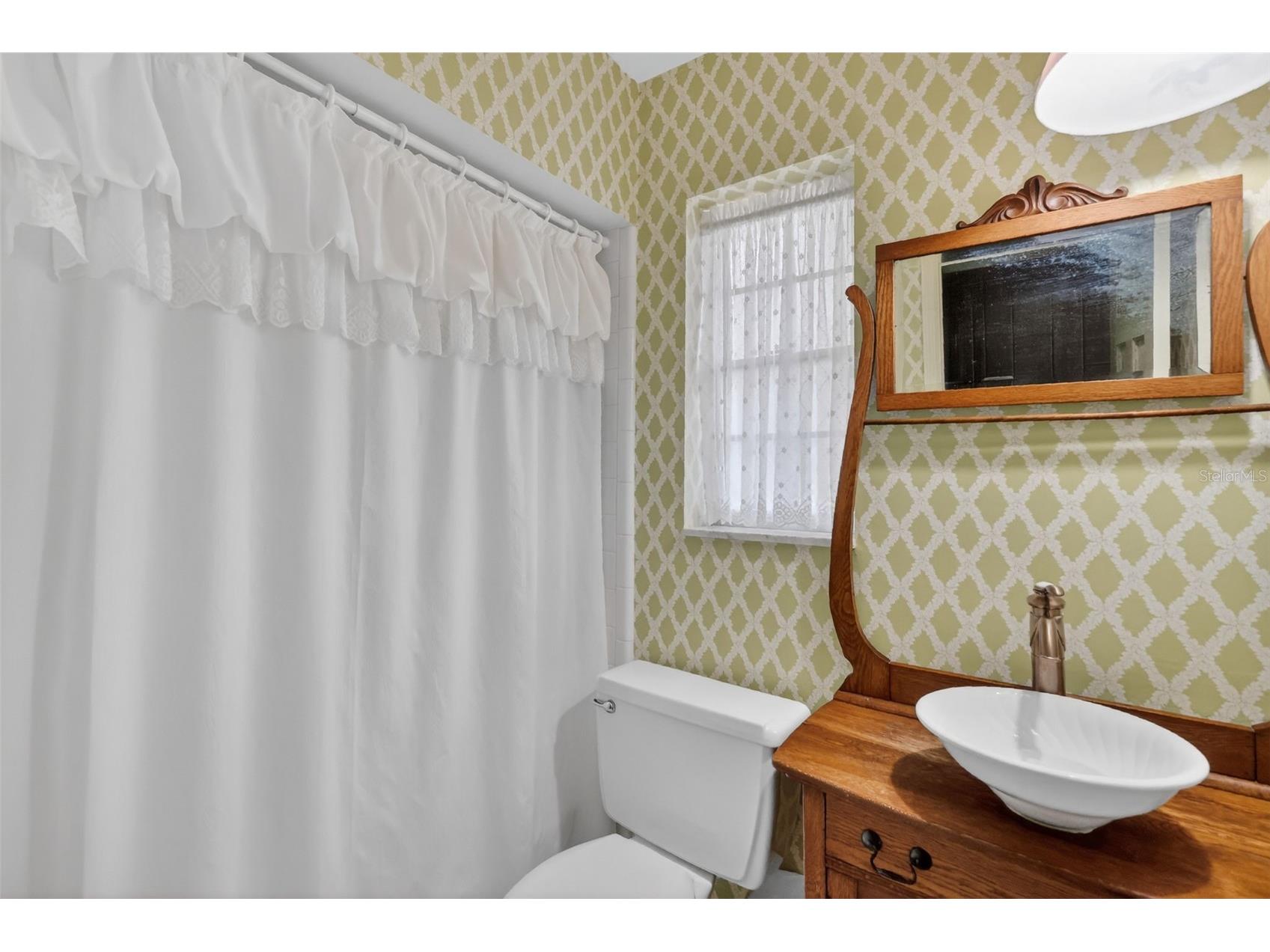 2000 Country Club Drive Eustis FL 32726 - East Crooked Lake G5108406 image21