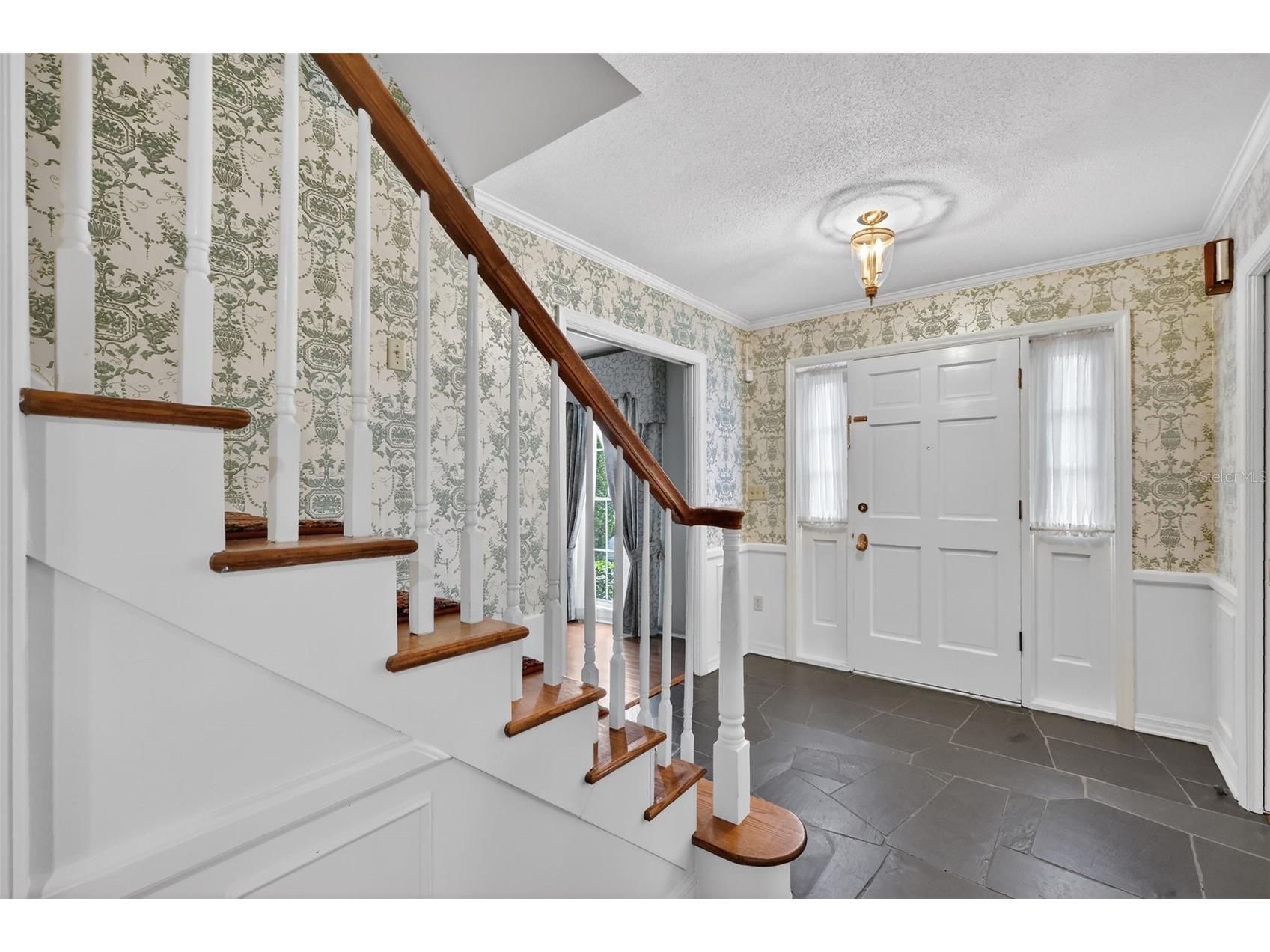 2000 Country Club Drive Eustis FL 32726 - East Crooked Lake G5108406 image3