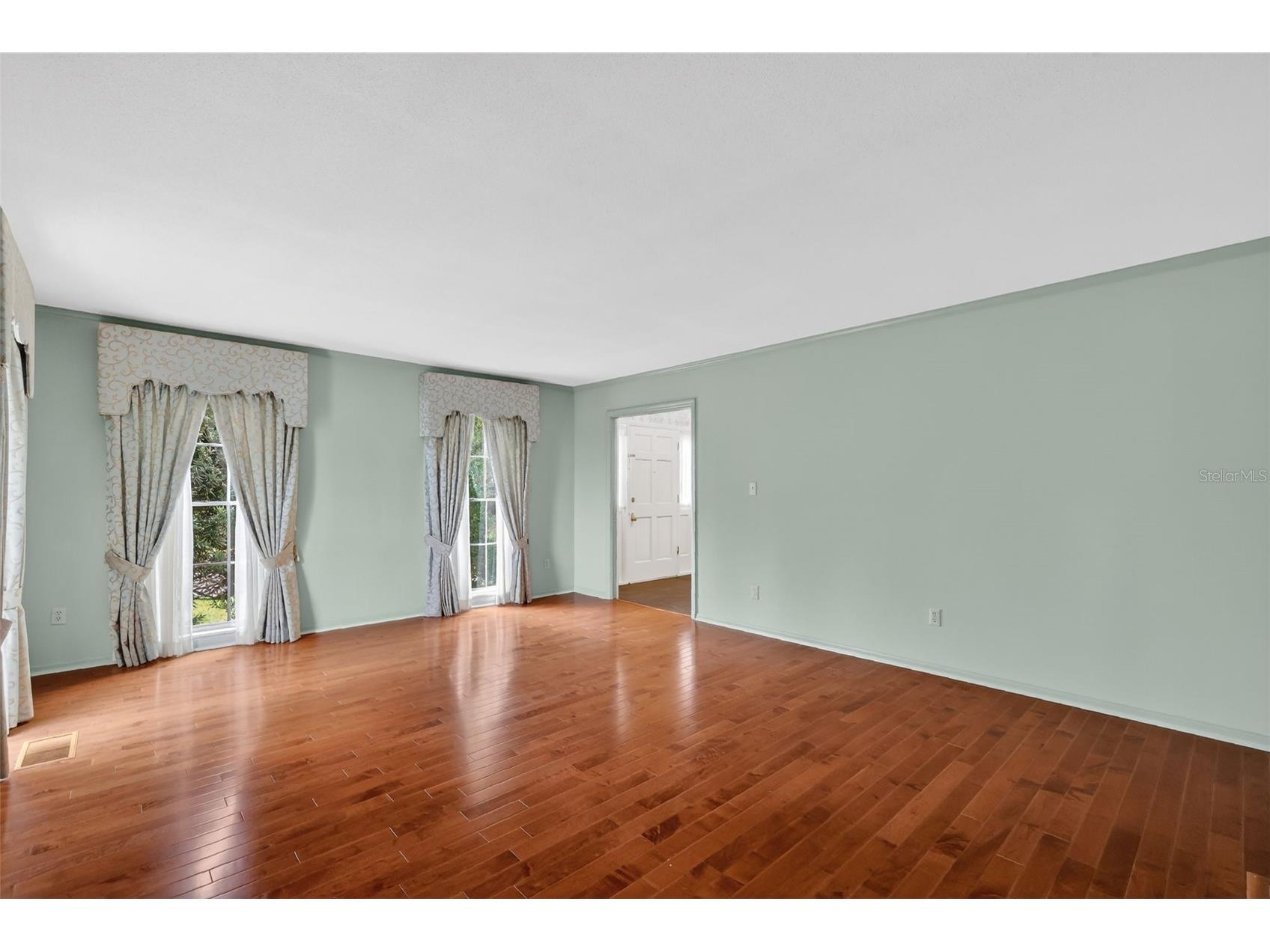 2000 Country Club Drive Eustis FL 32726 - East Crooked Lake G5108406 image6
