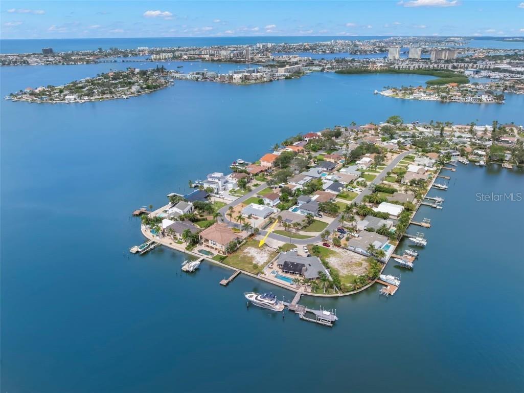 2000 Dolphin Boulevard S Saint Petersburg FL 33707 - BOCA CIEGA BAY TB8420525 image10