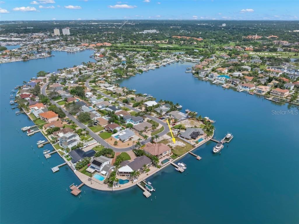 2000 Dolphin Boulevard S Saint Petersburg FL 33707 - BOCA CIEGA BAY TB8420525 image13