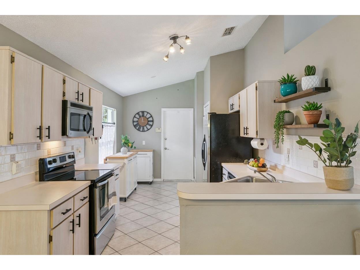 2000 Donegan Place Orlando FL 32826 O6412622 image8