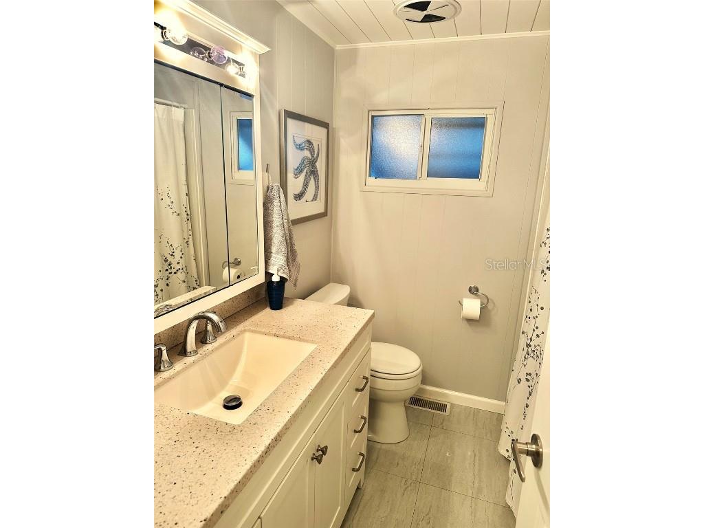 2000 E Bay Drive #100 Largo FL 33771 TB8445053 image7