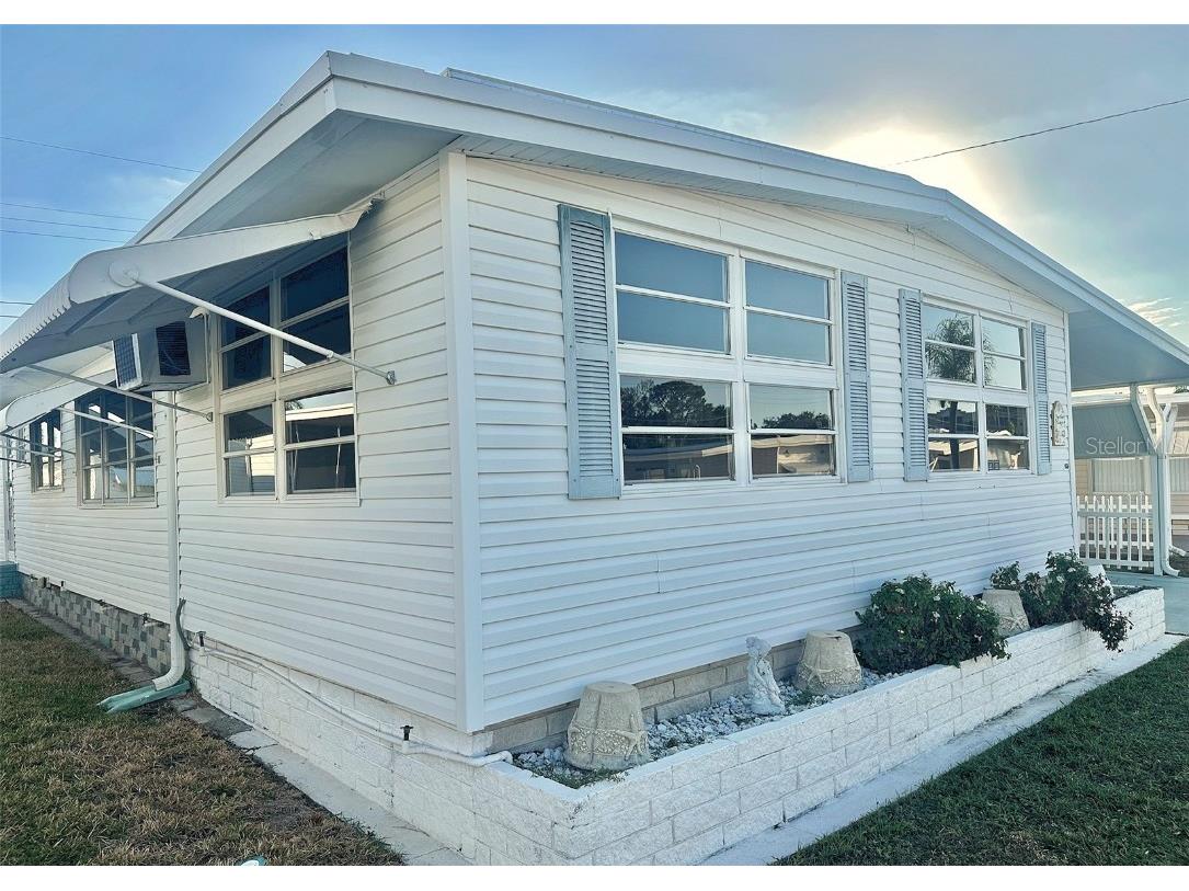 2000 E Bay Drive #103 Largo FL 33771 TB8446486 image2