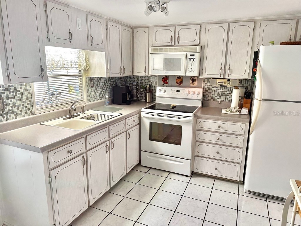 2000 E Bay Drive #112 Largo FL 33771 TB8348225 image2