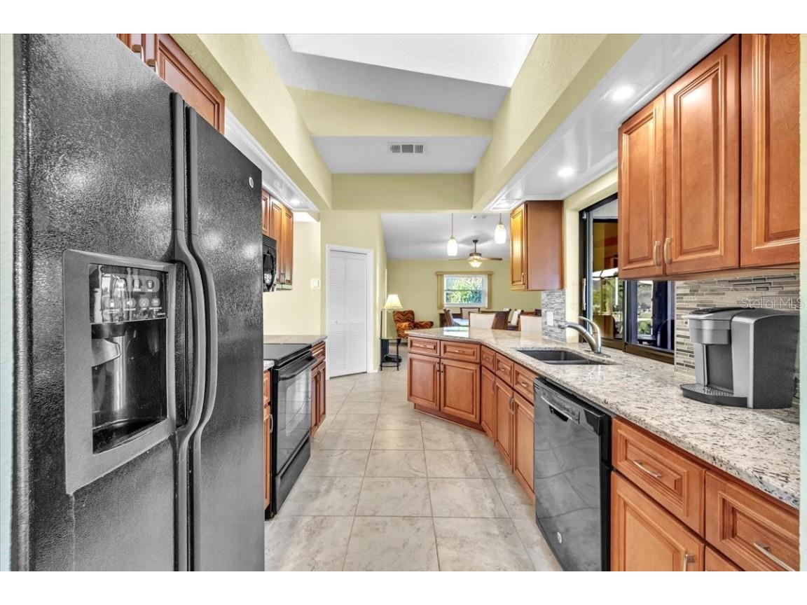 2000 El Cerito Court Punta Gorda FL 33950 - SAILFISH ESTUARY CANAL C7519126 image11