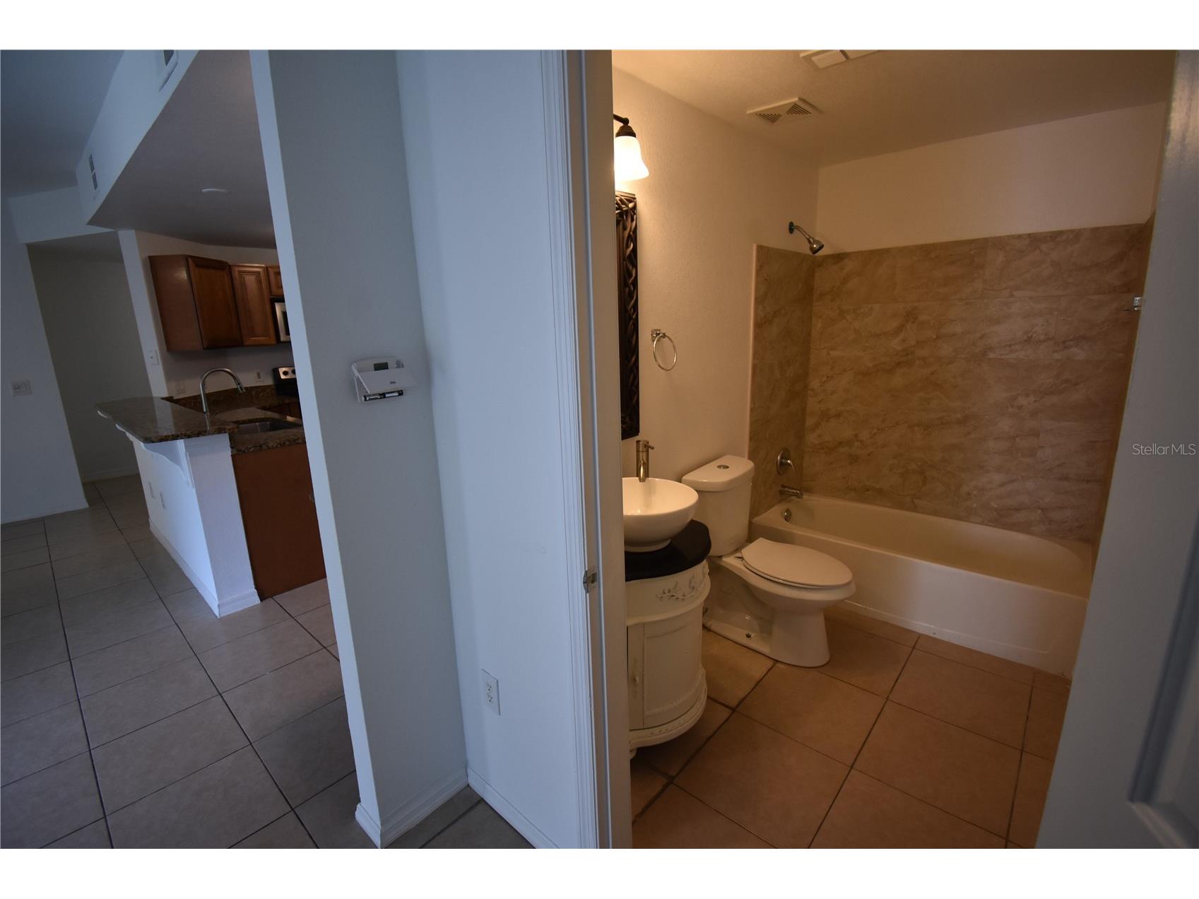 2000 Erving Circle #208 Ocoee FL 34761 O6379450 image19