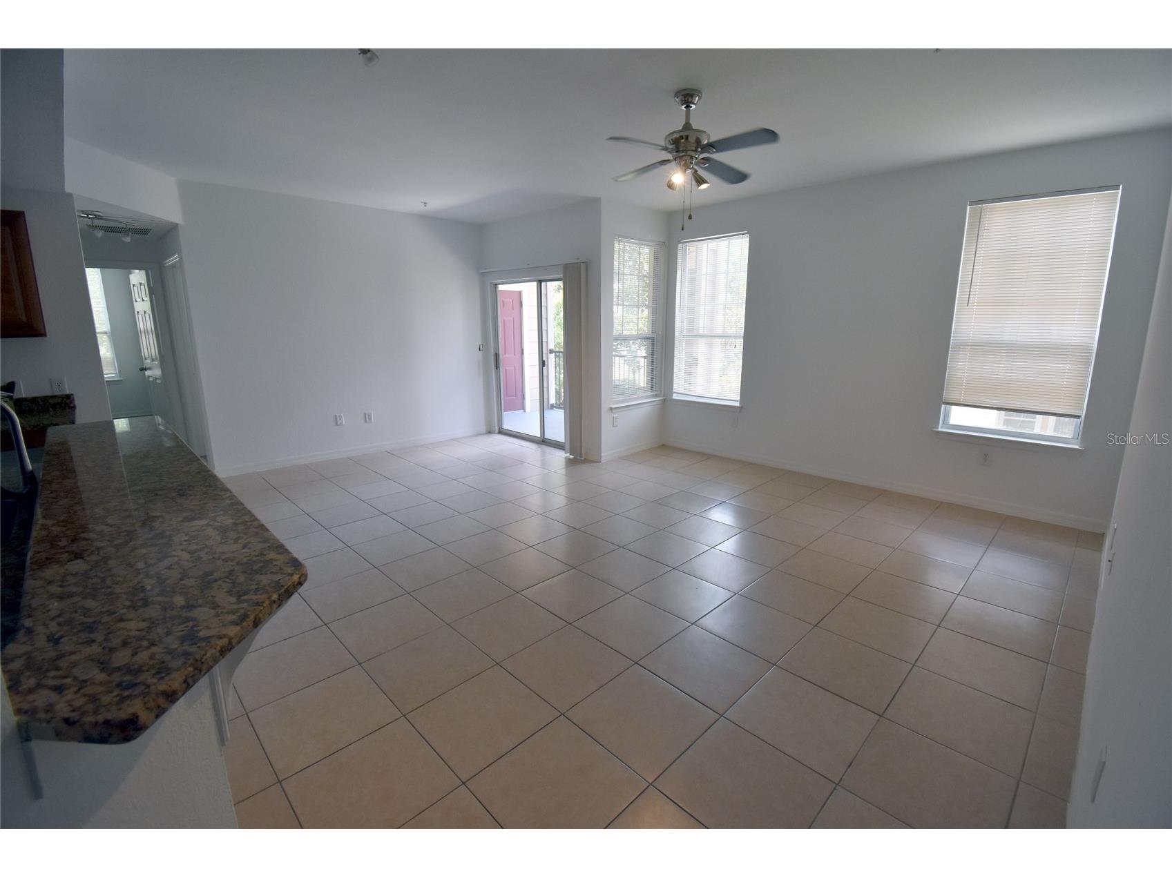 2000 Erving Circle #208 Ocoee FL 34761 O6379450 image6