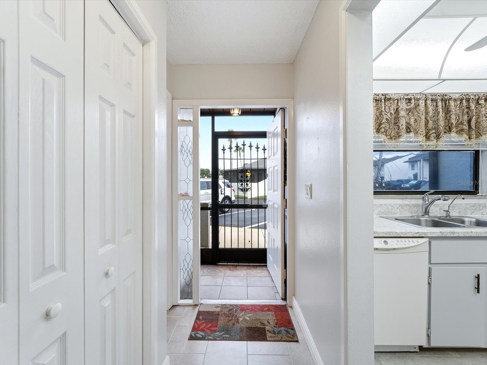 2000 Forrest Nelson Boulevard #C9 Port Charlotte FL 33952 C7520454 image12