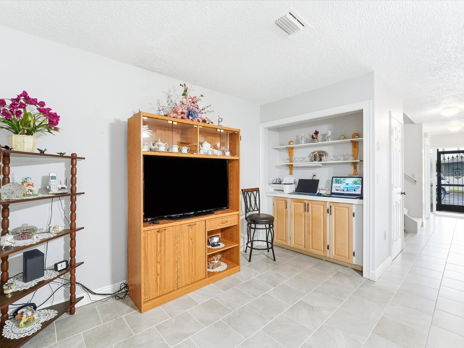 2000 Forrest Nelson Boulevard #C9 Port Charlotte FL 33952 C7520454 image5