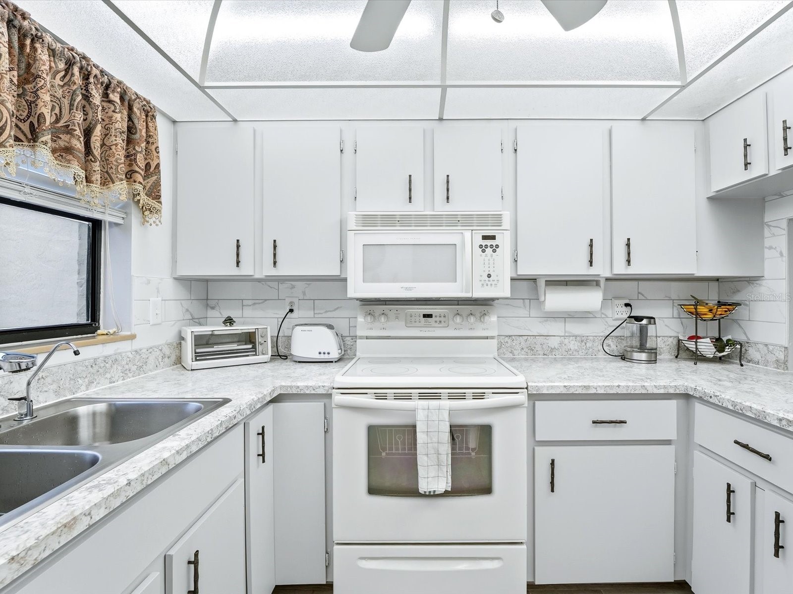 2000 Forrest Nelson Boulevard #C9 Port Charlotte FL 33952 C7520454 image9