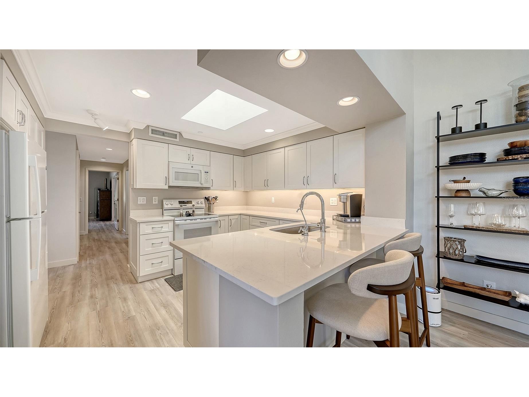 2000 Harbourside Drive #1501 Longboat Key FL 34228 A4684680 image15